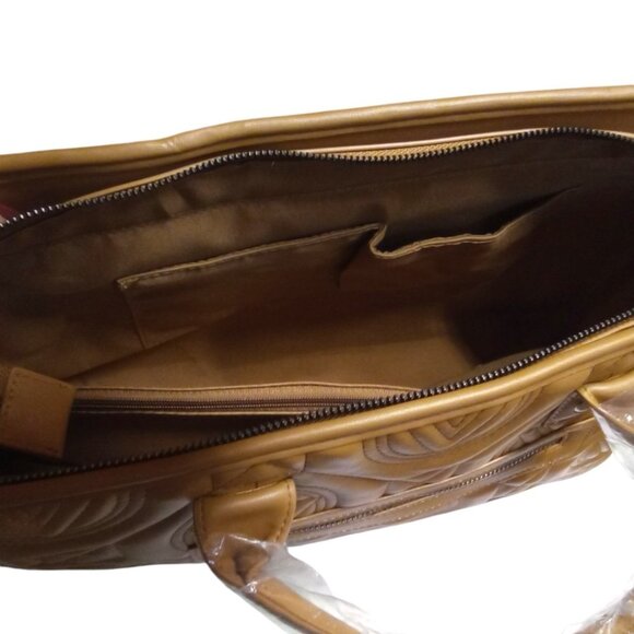 Valentino Orlandi NEW❤️‍🔥 2 Pc Taupe Tote & Pouch 3 Compartment NWT $359 - Picture 4 of 9